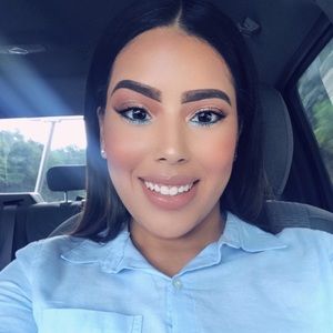 Meet your Posher, Katelynn